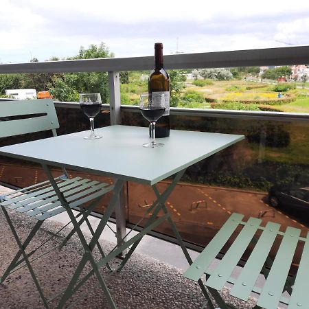 Appartement Residentie Astrid Met Private Parking Bredene Dış mekan fotoğraf