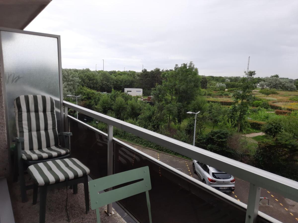 Appartement Residentie Astrid Met Private Parking Bredene Dış mekan fotoğraf