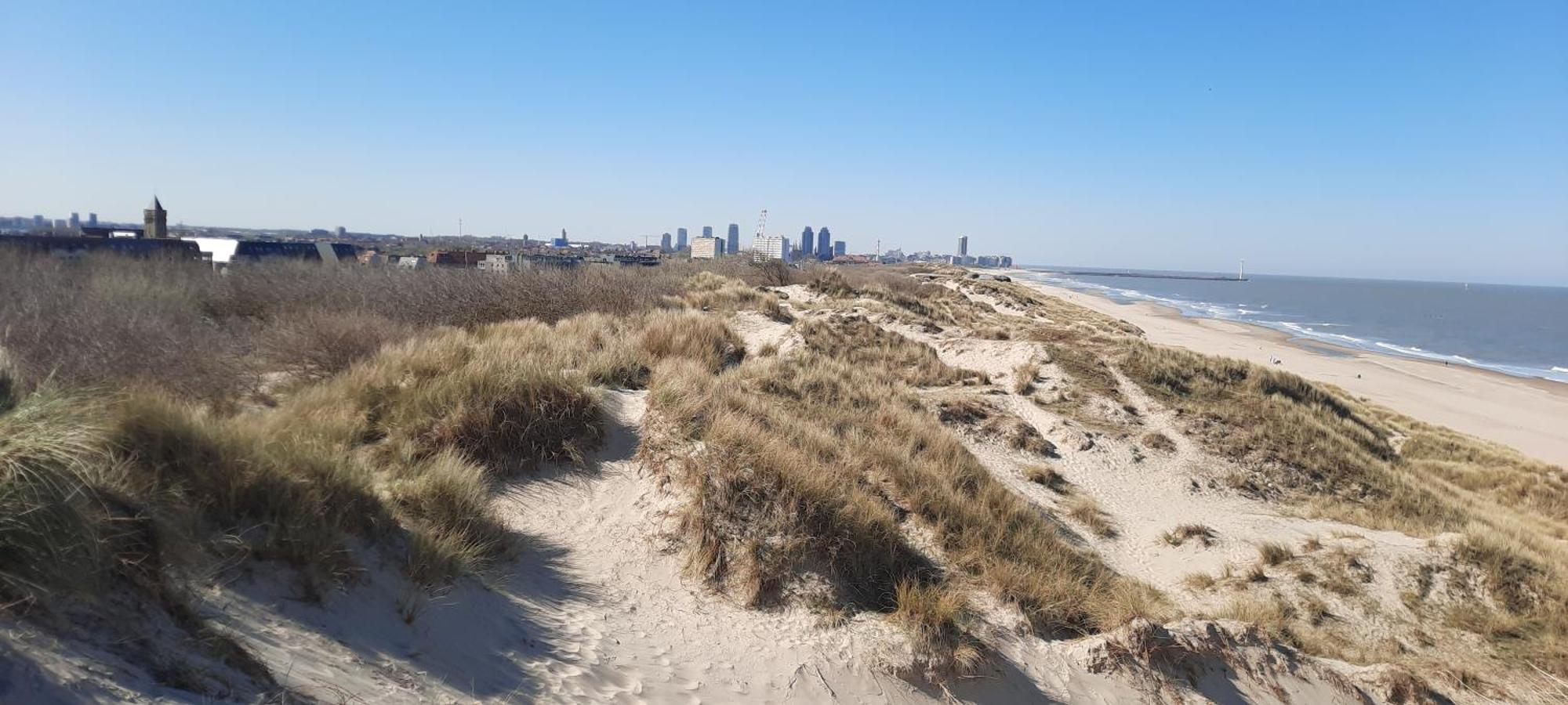 Appartement Residentie Astrid Met Private Parking Bredene Dış mekan fotoğraf