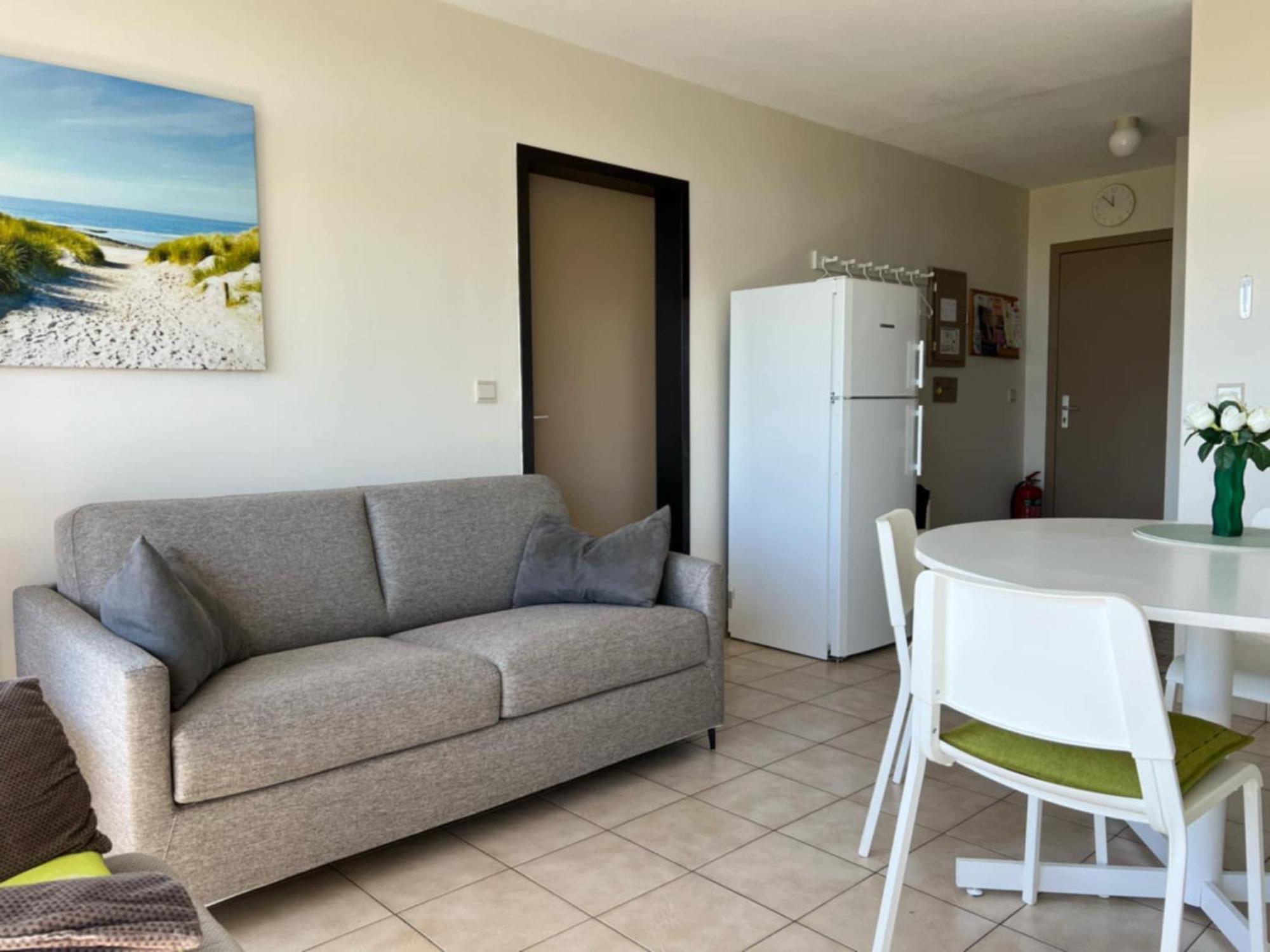 Appartement Residentie Astrid Met Private Parking Bredene Dış mekan fotoğraf